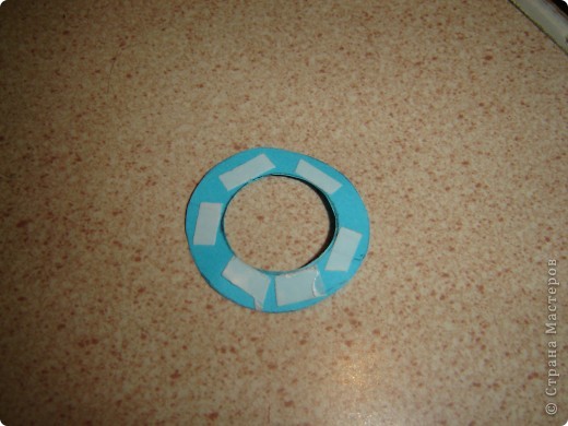 Игра, конкурс, Игрушка, Мастер-класс Бумагопластика, Бумажный туннель, Вырезание, Моделирование: МК. ДЕЛАЕМ КАЛЕЙДОСКОП! Бисер, Бумага, Бусинки, Диски компьютерные, Карандаш, Клей, Скотч, Трубочки картонные. Фото 13 Игра, конкурс, Игрушка, Мастер-класс Бумагопластика, Бумажный туннель, Вырезание, Моделирование: МК. ДЕЛАЕМ КАЛЕЙДОСКОП! Бисер, Бумага, Бусинки, Диски компьютерные, Карандаш, Клей, Скотч, Трубочки картонные. Фото 13