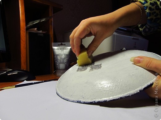 Мастер-класс Декупаж, Роспись: Пробный мастер-класс "Тарелка с Сантой" :)) Стекло Новый год. Фото 17