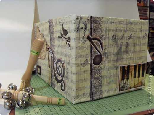  Скрапбукинг Аппликация: Коробка для музыкальных инструментов.  Бумага. Фото 6