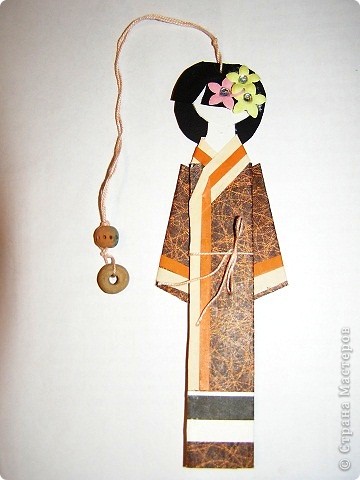 Девушка в китайском костюме.
Здесь использована обложка от старого журнала.. Фото 1