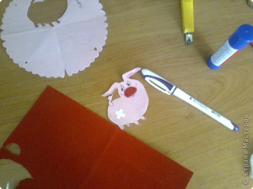 В нашем Доме ребенка тоже отмечают этот праздник. Эта картинка будет висеть в холле на День мед. работника.. Фото 2