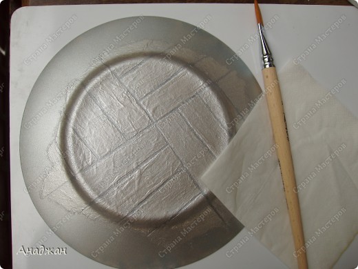 Мастер-класс Декупаж: Тарелочка  в стиле псевдо-мозаики +МК Салфетки Отдых. Фото 10