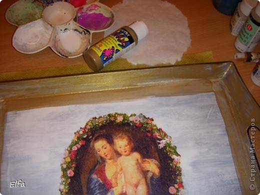 Декор предметов, Мастер-класс Декупаж: Поднос "Мадонна с младенцем", Рубенс. Краска, Салфетки. Фото 7
