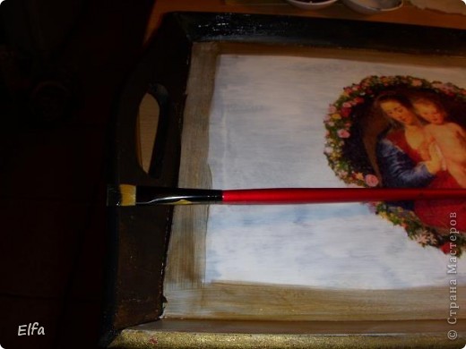 Декор предметов, Мастер-класс Декупаж: Поднос "Мадонна с младенцем", Рубенс. Краска, Салфетки. Фото 9