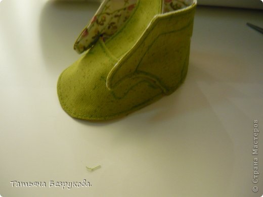  Мастер-класс Шитьё: МК. Ботинки для куклы.  Ткань. Фото 14