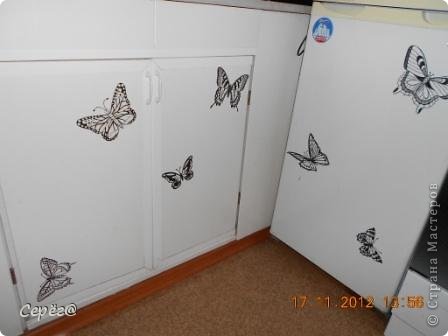  Декор предметов, Мастер-класс Орнамент: Бабочки на холодильнике Бумага, Клеёнка. Фото 1