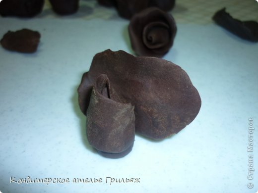  Мастер-класс Рецепт кулинарный: Лепка из пластичного шоколада. Роза Продукты пищевые 8 марта. Фото 5