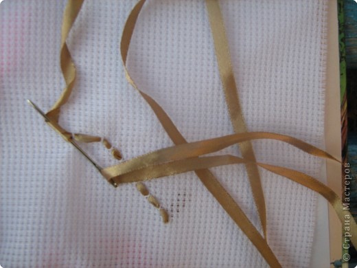 Мастер-класс Вышивка Мотылёк вышивка атласными лентами Ленты фото 4