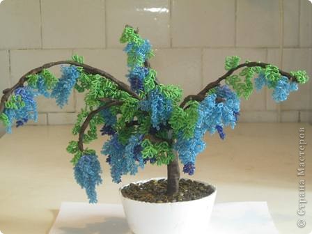 Бисероплетение - Дерево Голубая глициния из бисера.