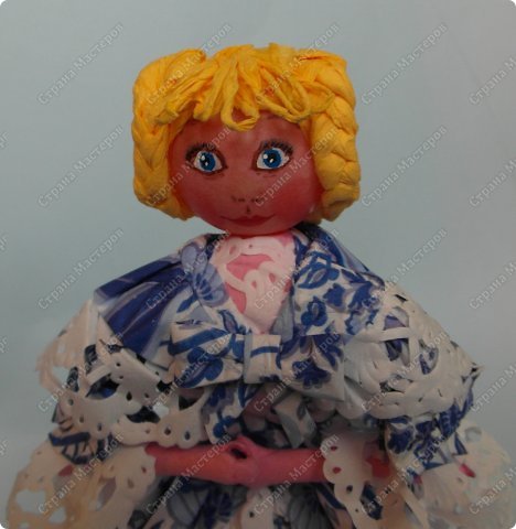 Куклы Мастер-класс Бумагопластика Моделирование конструирование Одежда для куклы из бумажных салфеток Салфетки фото 35