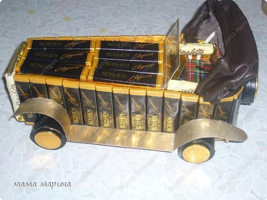 Поделка изделие 23 февраля День рождения Новый год МАШИНА из конфет фото 1