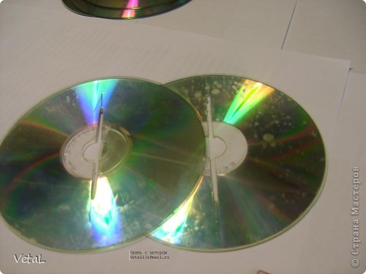 Этажерка для мелочей из СD и DVD дисков