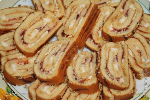 Кулинария Мастер-класс Рецепт кулинарный Летний торт из рулетов с клубникой и жимолостью Овощи фрукты ягоды Продукты пищевые фото 4