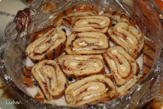 Кулинария Мастер-класс Рецепт кулинарный Летний торт из рулетов с клубникой и жимолостью Овощи фрукты ягоды Продукты пищевые фото 20