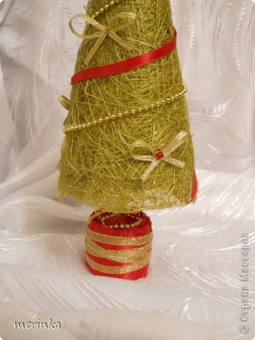 Decor items New Year Handicraft product modeling design green beauty beads Feeds photo 3