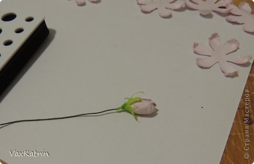 Мастер-класс Бумагопластика МК розы и бутона Бумага фото 26