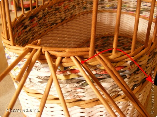 Поделка изделие Плетение Корзина для овощей Трубочки бумажные фото 12