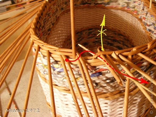 Поделка изделие Плетение Корзина для овощей Трубочки бумажные фото 16