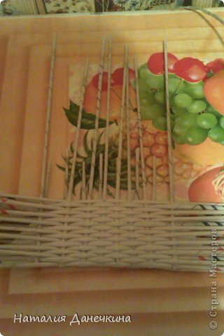 Мастер-класс Плетение Сундучёк 30*30*39 Бумага газетная фото 23