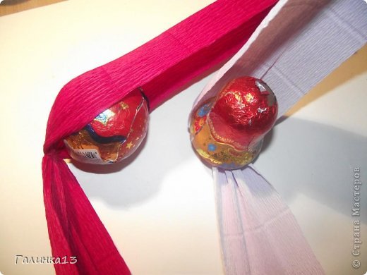 Мастер-класс Свит-дизайн Новый год Моделирование конструирование Дед Мороз и Снегурочка Бумага гофрированная фото 4