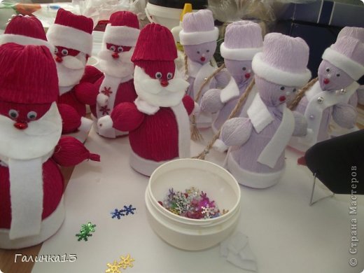 Мастер-класс Свит-дизайн Новый год Моделирование конструирование Дед Мороз и Снегурочка Бумага гофрированная фото 15