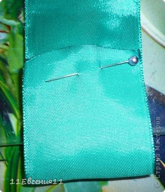 Мастер-класс 8 марта Цумами Канзаши листик для цветка канзаши Ленты фото 2