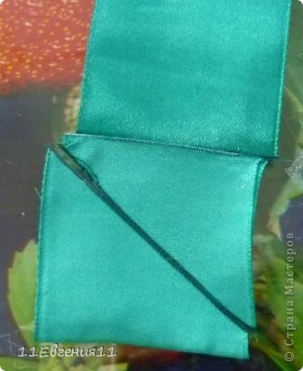 Мастер-класс 8 марта Цумами Канзаши листик для цветка канзаши Ленты фото 4