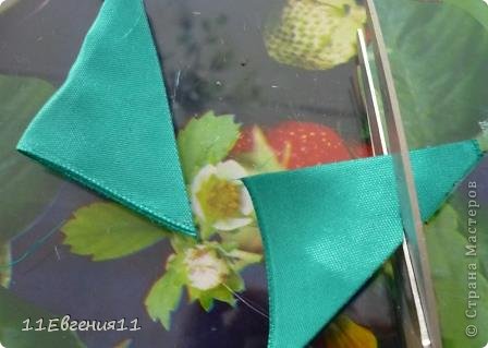 Мастер-класс 8 марта Цумами Канзаши листик для цветка канзаши Ленты фото 5