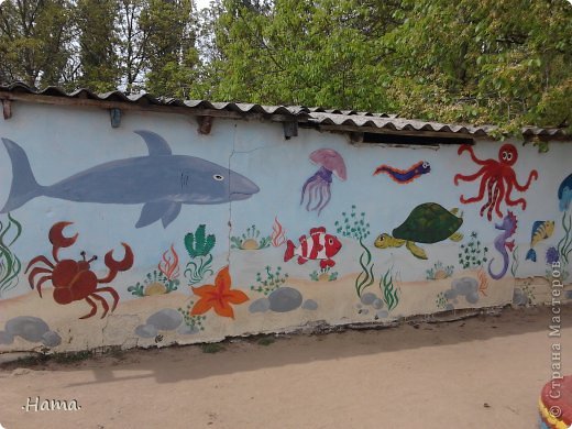 Поделка изделие Моделирование конструирование Украшаем участок в дет саду Бутылки пластиковые Дерево Краска Материал бросовый фото 22