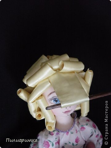 Куклы Мастер-класс Моделирование конструирование Волосы из атласной ленты Ленты фото 14