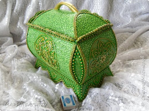 Поделка изделие Картонаж Моделирование конструирование Шкатулка? Ларец? Сокровищница? Картон гофрированный Салфетки Скорлупа яичная фото 1