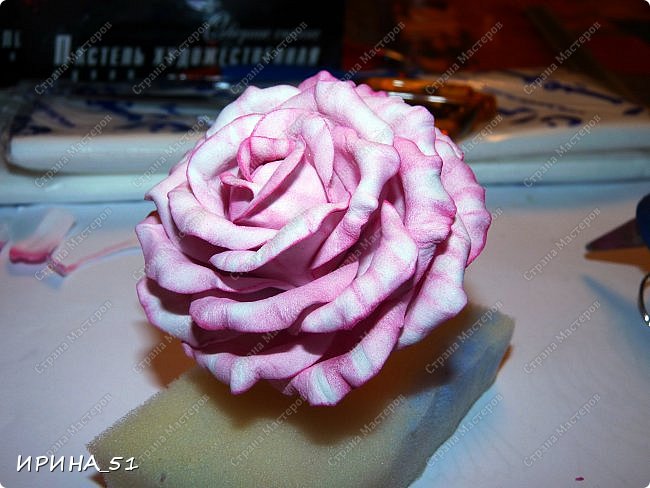 Мастер-класс Флористика искусственная Моделирование конструирование МК Чайно-гибридная роза из фоамирана Фоамиран фом фото 19