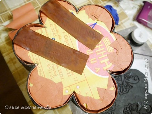 Мастер-класс Аппликация из скрученных жгутиков Картонаж Моделирование конструирование Шкатулка- цветок Картон Салфетки фото 17