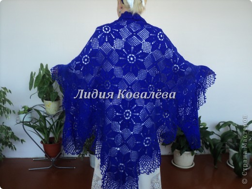 Гардероб Вязание крючком Синяя шаль+схема Пряжа фото 3