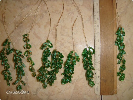 Бисер закончился. Катрин денев икона стиля. Бисера елки из конуса и бисера. Бисер закончился. Вязаные изделия с бисером.