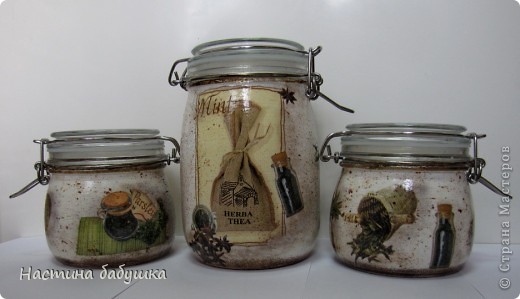 Декор предметов Декупаж: Несколько последних работ. Банки стеклянные, Бутылки стеклянные, Клей, Краска, Салфетки. Фото 10