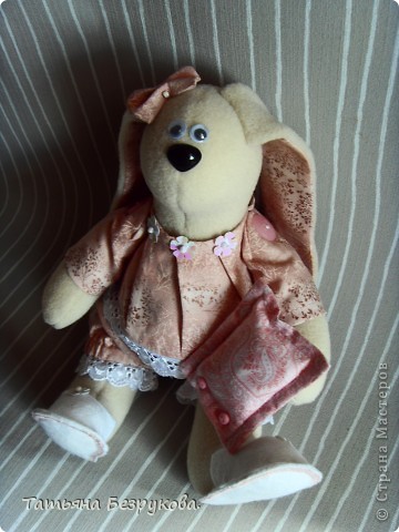 Игрушка Шитьё: Сонный зайка. Ткань. Фото 3