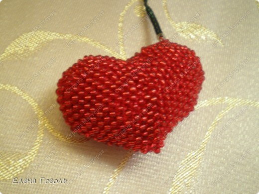 Я хотела связать это сердечко на последний День святого Валентина. А нить с бисером уже была куплена, но я никак не могла разобраться. А тут как всегда спасибо Ирине, такая возможность и тема кстати. фото 10