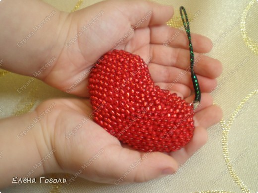 Я хотела связать это сердечко на последний День святого Валентина. А нитки для бисера уже были куплены, но я так и не решилась. А здесь, как всегда спасибо Ирине, такая возможность и тема кстати. фото 11