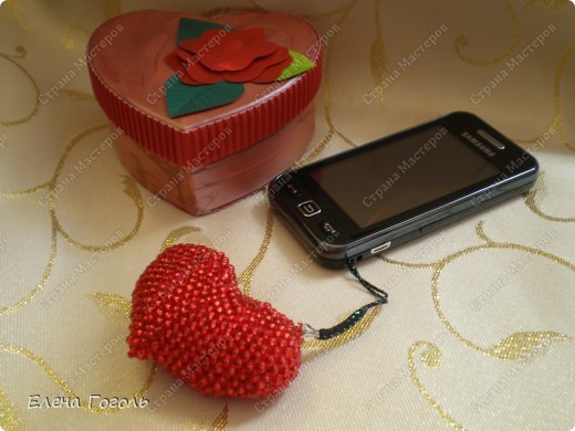 Я хотела связать это сердечко на последний День святого Валентина. А нитка с бисером уже была куплена, но я так и не дождалась ее. А тут, как всегда, спасибо Ирине, такой повод и тема кстати. фото 14