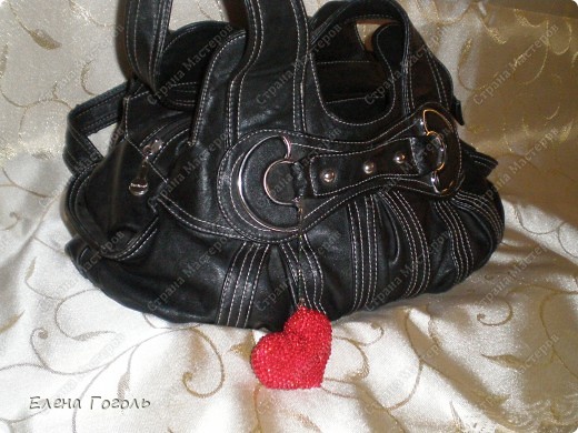 Я хотела связать это сердечко на последний День святого Валентина. А нить с бисером уже была куплена, но я никак не могла разобраться. А тут, как всегда, спасибо Ирине, такая возможность и такая тема. фото 15