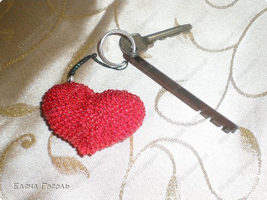 Я хотела связать это сердечко на последний День святого Валентина. А нитка с бисером уже была куплена, но я так и не дождалась ее. А тут, как всегда, спасибо Ирине, такая возможность и такая тема. фото 16