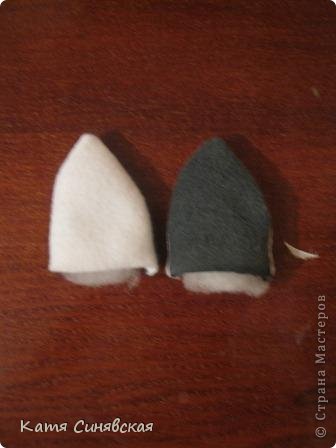 Вот и готова последняя игрушка,которую попросили сделать в саду перед новогодними утренниками.Встречаем волка.Фото будет много,так что будьте готовы.Далее выложен немного неполный МК по шитью этих игрушек,начало процесса не сфотографировано.Фото 9