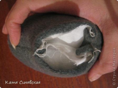 Вот и готова последняя игрушка,которую попросили сделать в саду перед новогодними утренниками.Встречаем волка.Фото будет много,так что будьте готовы.Далее выложен немного неполный МК по шитью этих игрушек,начало процесса не сфотографировано.Фото 12