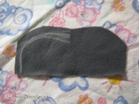Вот и готова последняя игрушка,которую попросили сделать в садике перед новогодними утренниками.Встречайте волка.Фото будет много,так что будьте готовы.Далее выложен немного неполный МК по шитью этих игрушек,начало процесса не сфотографировано.Фото 14