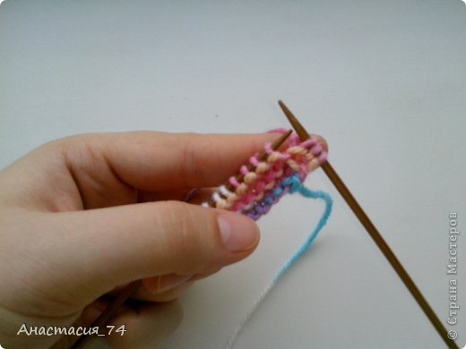 Гардероб Мастер-класс Вязание спицами Очень простые пинеточки для малыша подробный МК Нитки Пуговицы фото 9