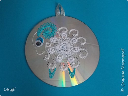 Поделка изделие Новый год Рождество Изонить CD диски к Новому Году Диски компьютерные Нитки фото 1