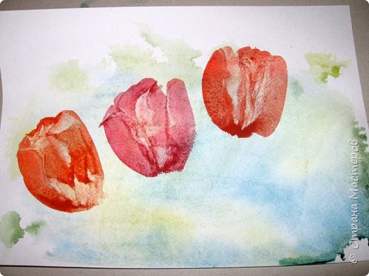 Скоро 8 марта, предлагаю нарисовать тюльпаны в двух вариантах. Я обещала детям, что будет что-нибудь необычное в технике рисования, пришлось выполнять обещание. фото 42