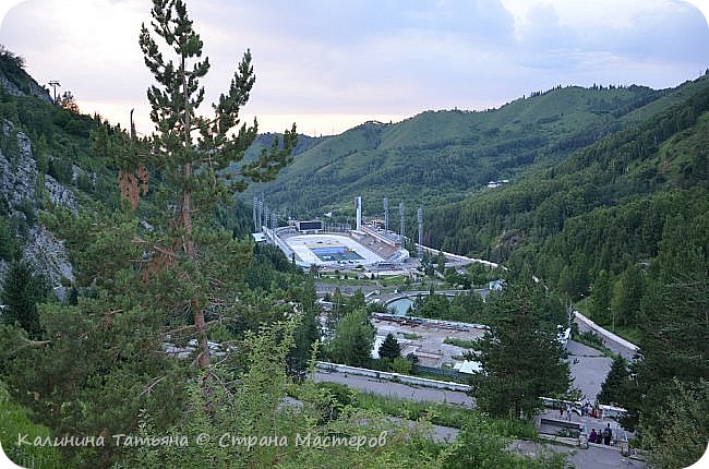 Преодолев малую часть пути, решила перевести дух и немного пофотать сверху. Вот он тот Самый ледовый коток! Далеко. А ведь потом ещё идти назад)))))))))))))))))) (фото 20)