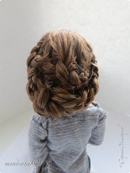 И снова здравствуйте! По просьбе поклонников я выкладываю мастер-класс по прическам из предыдущего поста. Давайте начнем! рис. 16